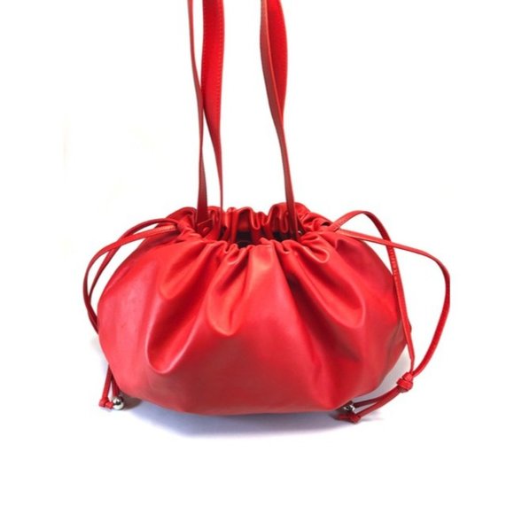 BOTTEGA VENETTA Bulb Medium Pouch Knot Red Calfskin Leather Clutch - Picture 3 of 12